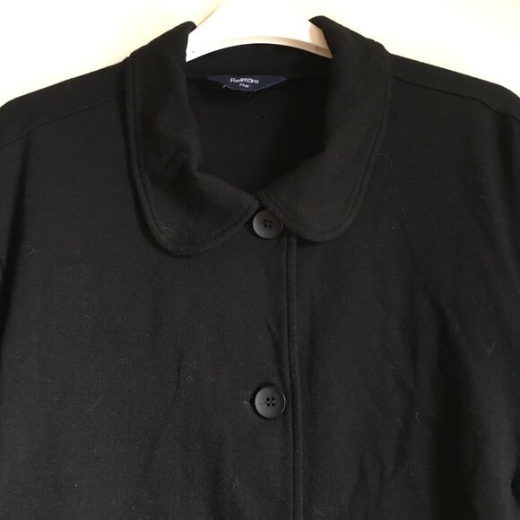 Black Rayon Blend Short Sleeve Semi Cropped Button Up Top - Picture 5 of 16